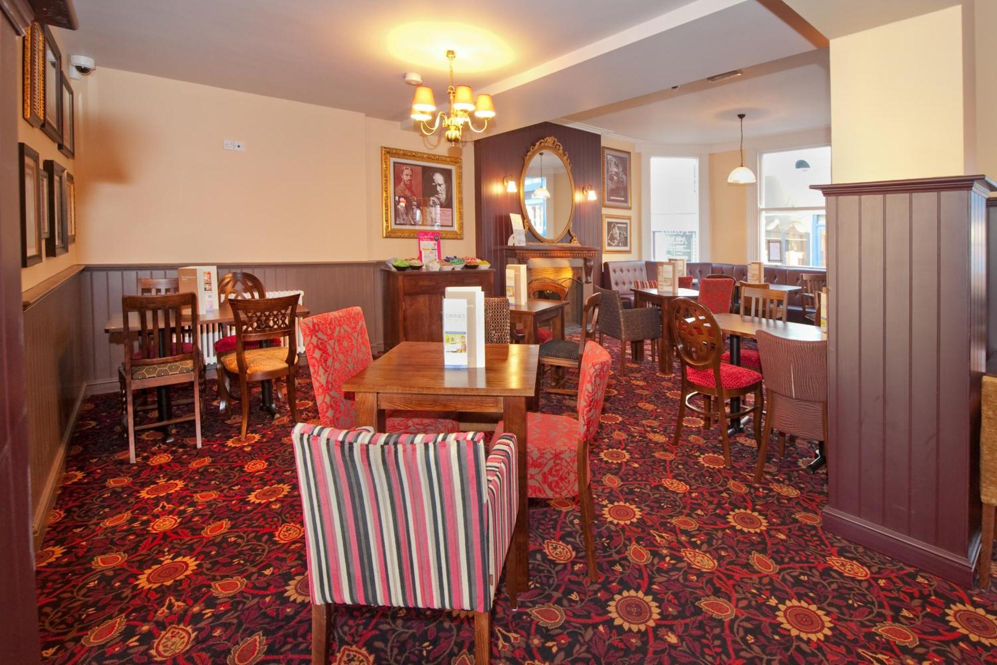 Foley Arms Hotel เกรทมัลเวิร์น ภายนอก รูปภาพ